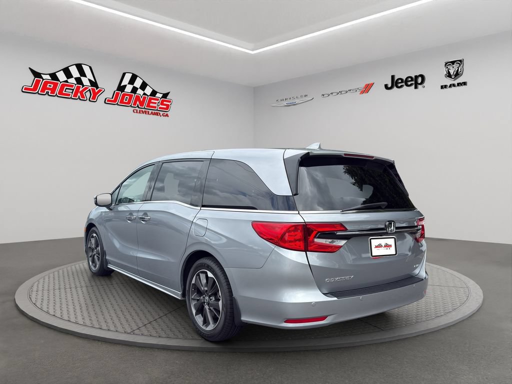 Used 2023 Honda Odyssey Elite image 7