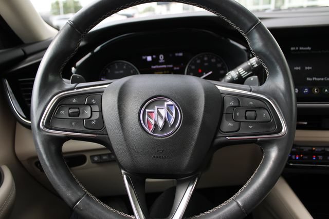 Used 2022 Buick Envision Avenir w/ Technology Package II FWD image 13