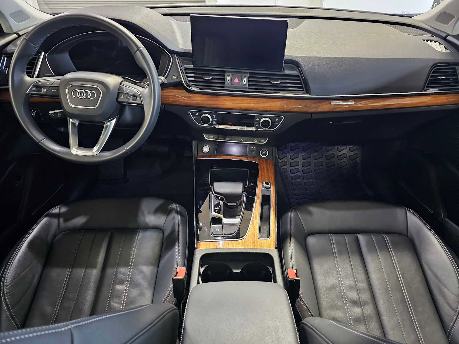 Used 2023 Audi Q5 2.0T Premium Plus w/ Premium Plus Package AWD/4WD image 20
