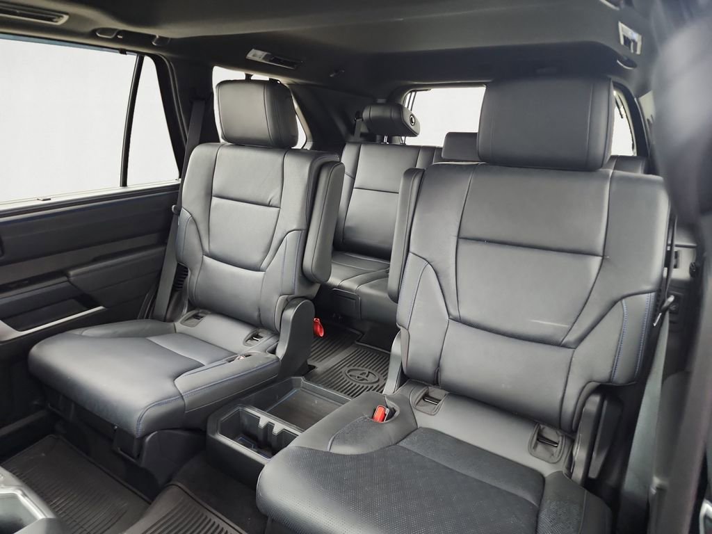 Used 2024 Toyota Sequoia Platinum AWD/4WD image 13