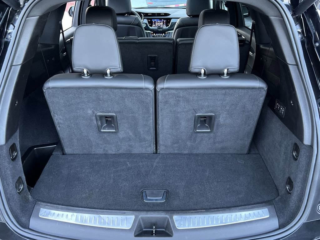 Used 2024 Cadillac XT6 Premium Luxury image 25