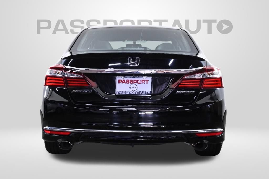 Used 2017 Honda Accord Sport image 5