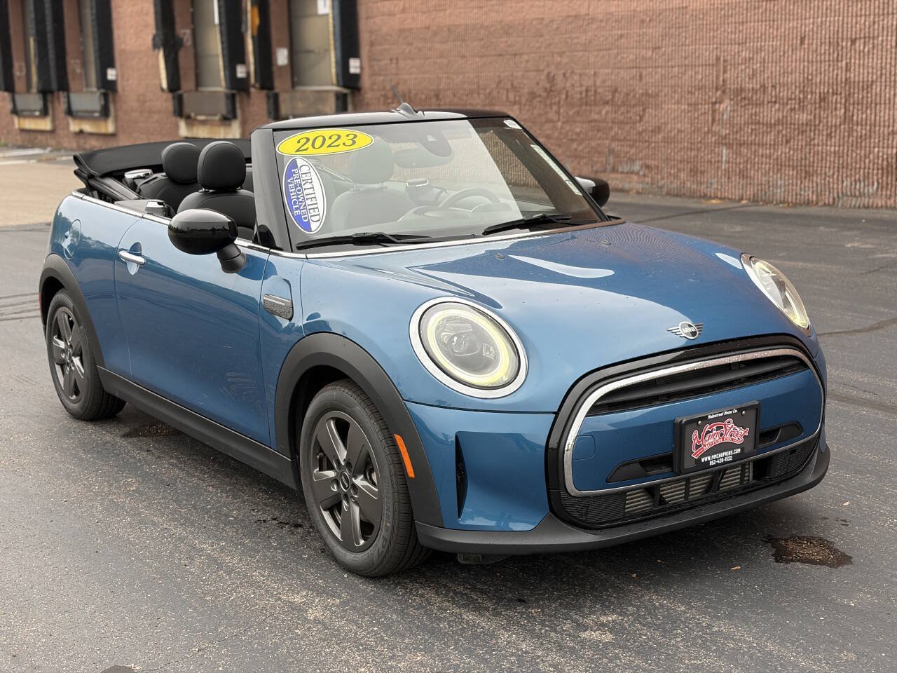 Used 2023 MINI Cooper Convertible FWD image 1
