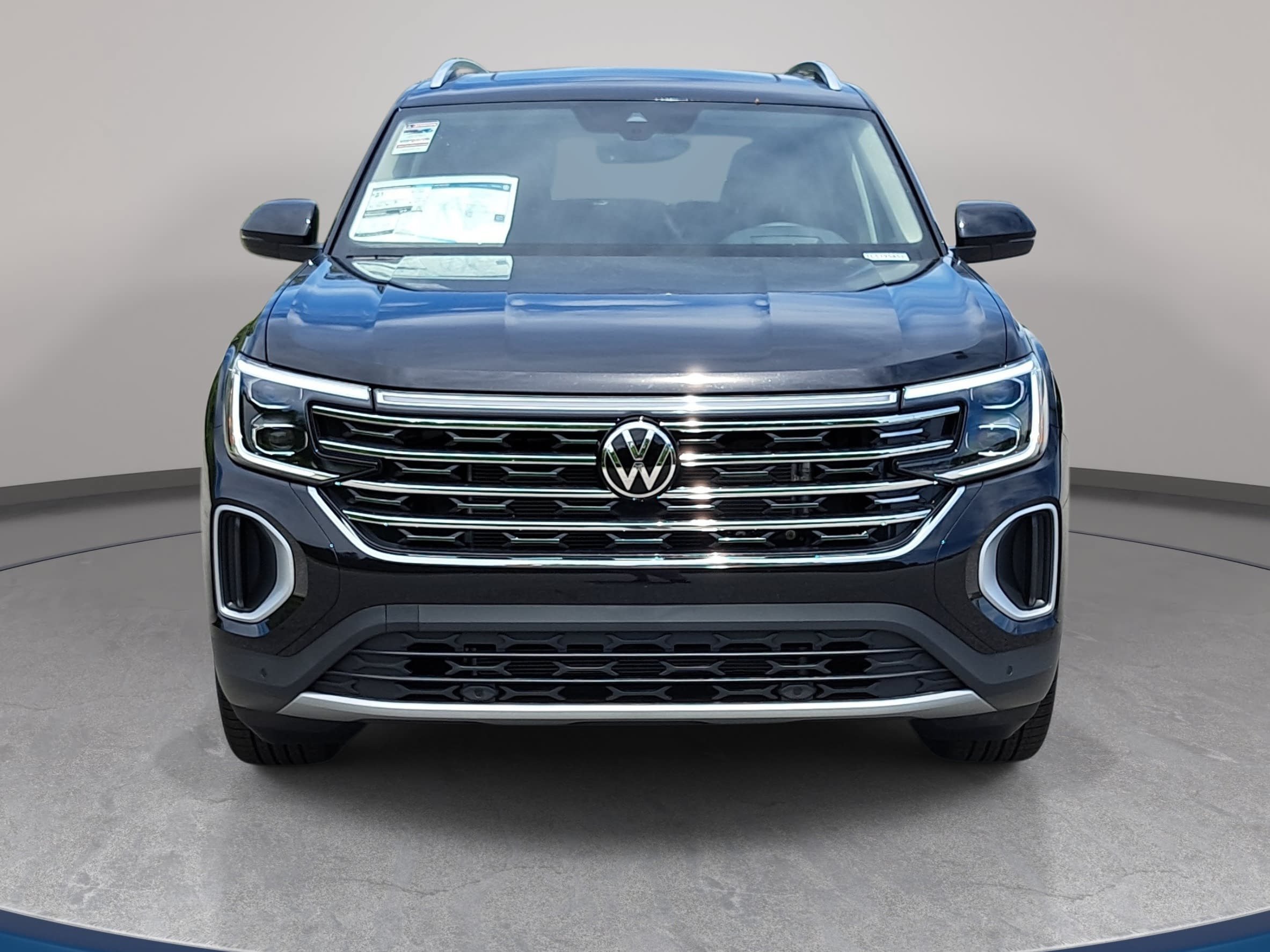 New 2026 Volkswagen Atlas SEL AWD/4WD image 2