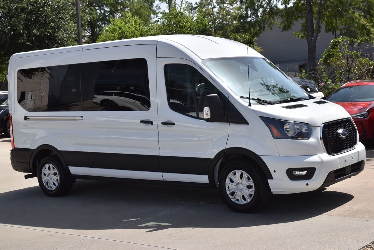 Certified 2025 Ford Transit 350 XLT RWD image 5