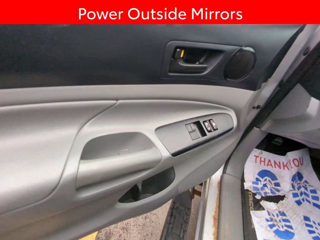 Used 2014 Toyota Tacoma 4x4 Access Cab w/ Convenience Package image 8