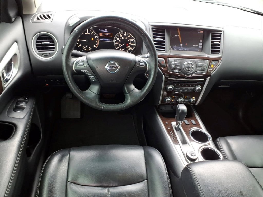 Used 2016 Nissan Pathfinder SL w/ SL Tech Package AWD/4WD image 16