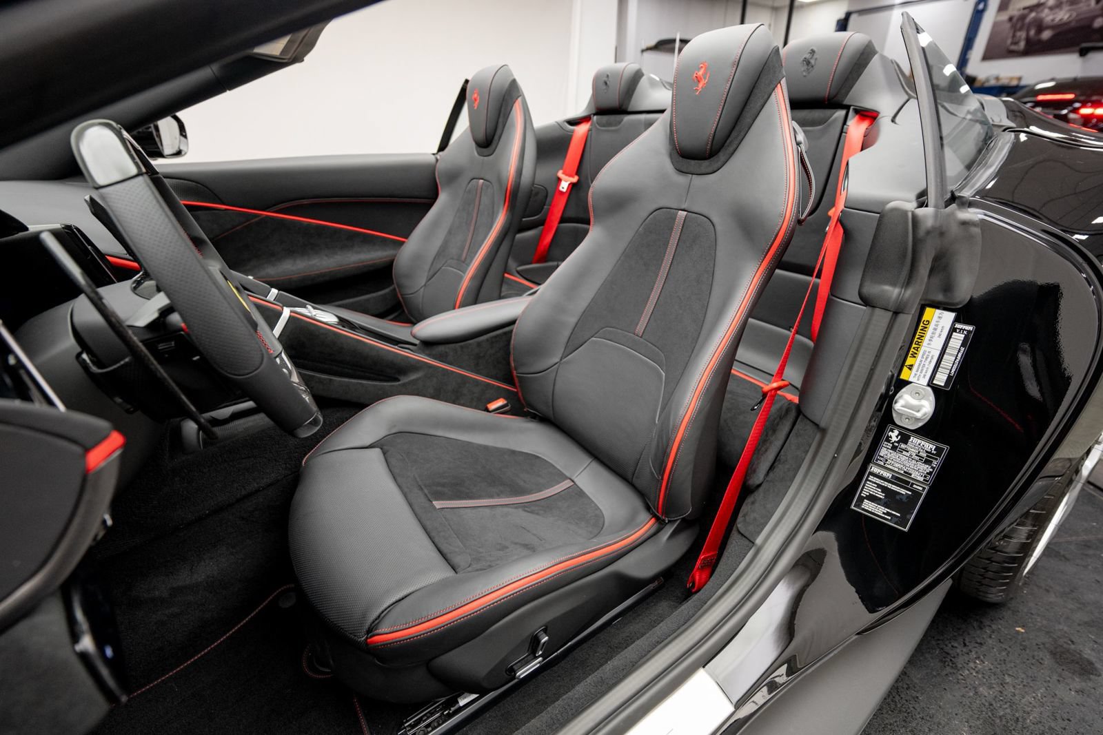 Used 2026 Ferrari Roma Spider RWD image 17