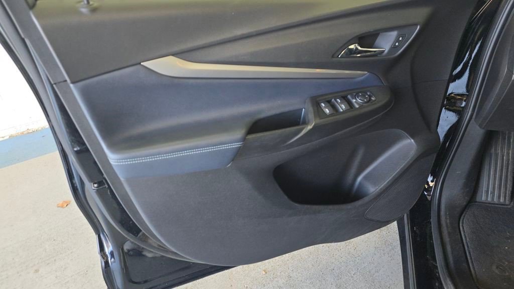 Certified 2022 Chevrolet Bolt EUV LT w/ Convenience Package image 19