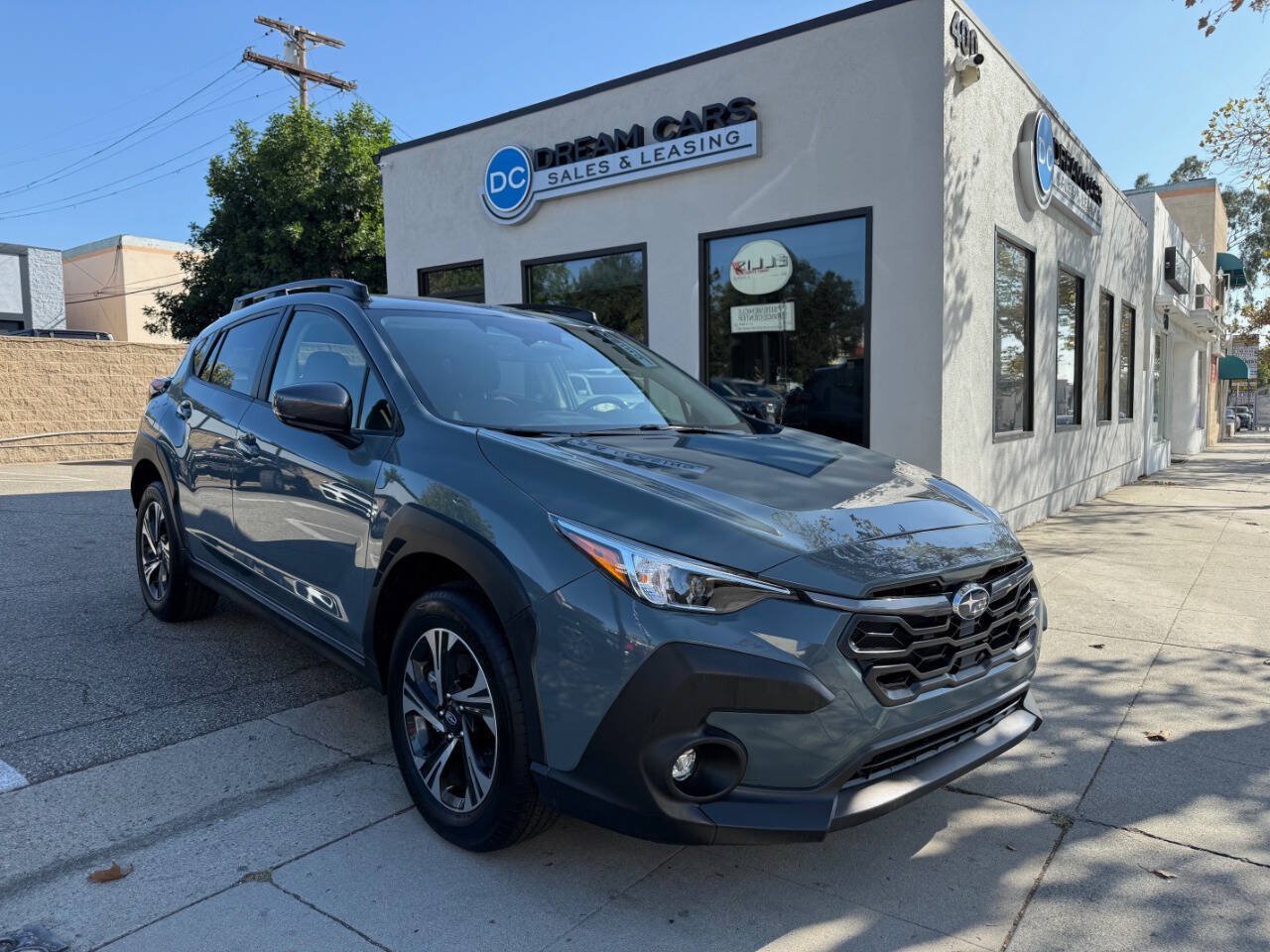 Used 2024 Subaru Crosstrek 2.0i Premium AWD/4WD image 2