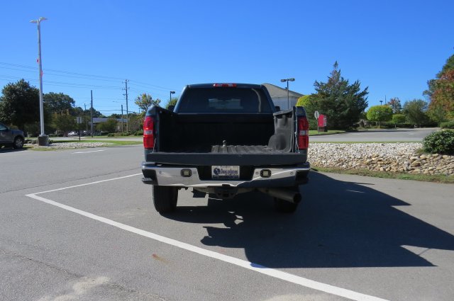 Used 2015 GMC Sierra 2500 SLT w/ Duramax Plus Package AWD/4WD image 5