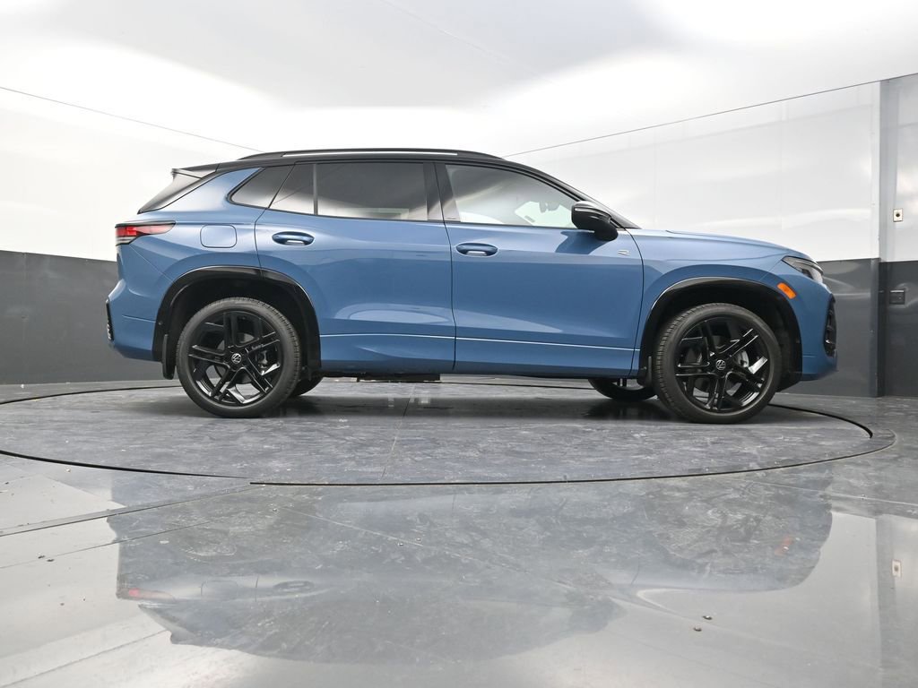 New 2026 Volkswagen Tiguan SE R-Line image 27