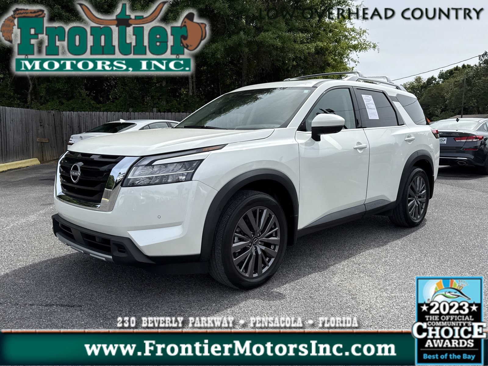 Used 2023 Nissan Pathfinder SL w/ SL Premium Package AWD/4WD image 1