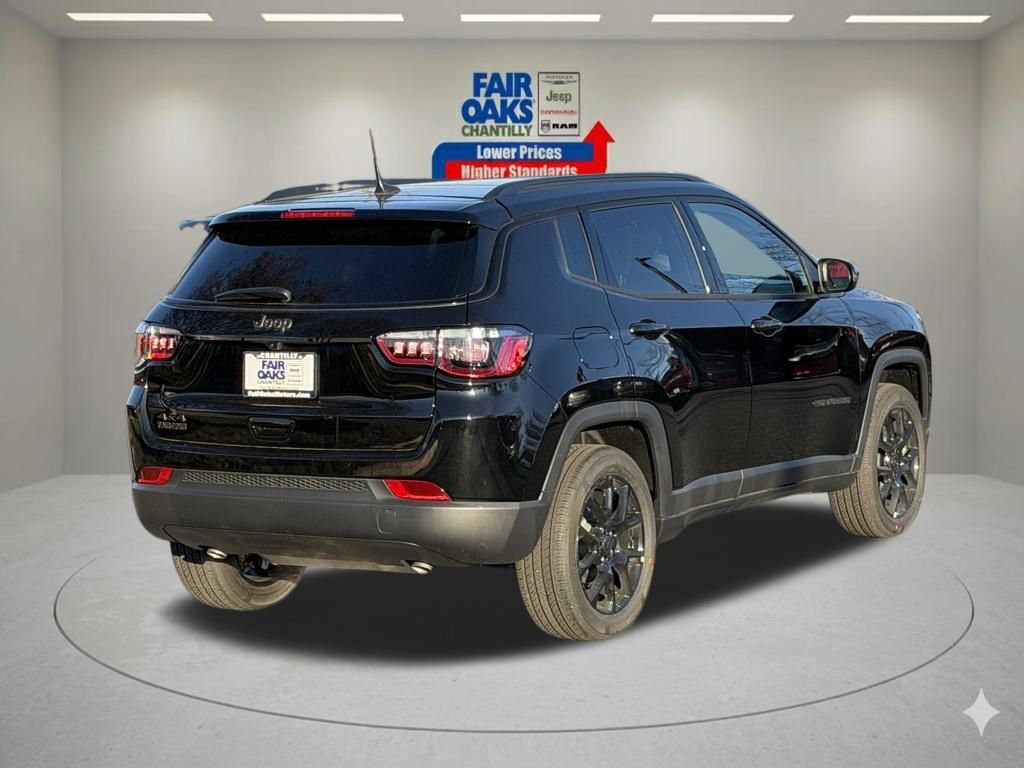 New 2026 Jeep Compass Latitude w/ Sun and Sound Group AWD/4WD image 7