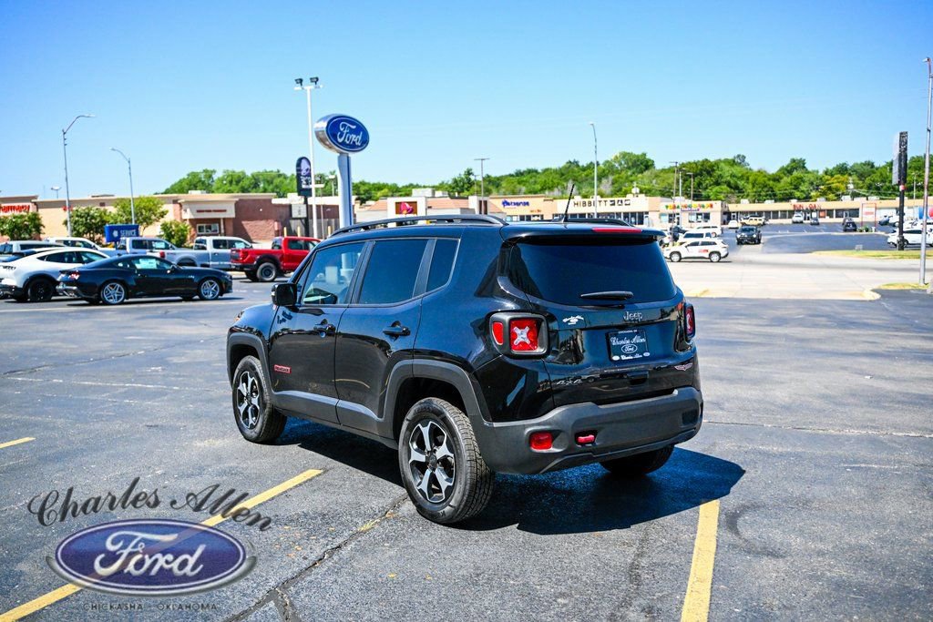 Used 2022 Jeep Renegade Trailhawk image 5