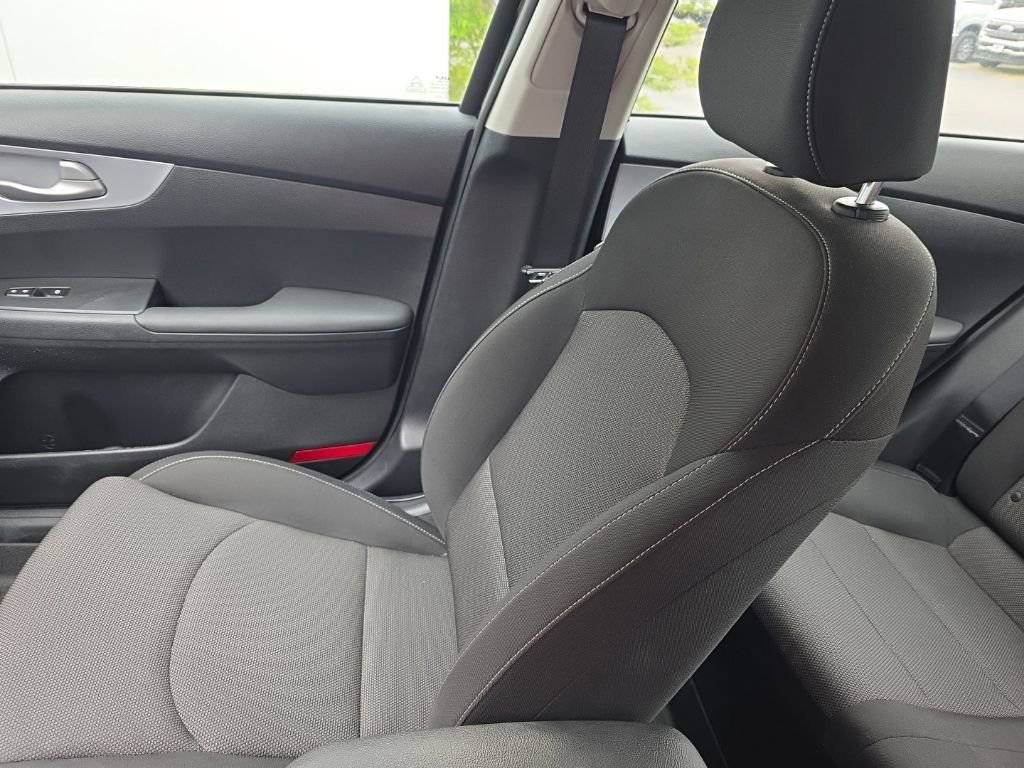 Used 2024 Kia Forte LXS image 30