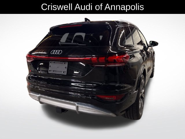 Used 2025 Audi SQ6 e-tron Prestige w/ 21" Wheel Package AWD/4WD image 8