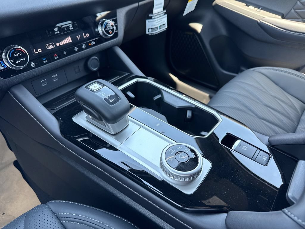New 2026 Mitsubishi Outlander SEL FWD image 10