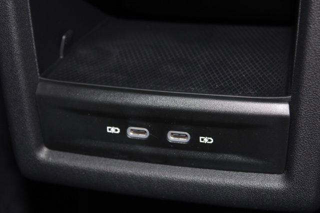 New 2025 Volkswagen ID.4 Pro AWD/4WD image 17