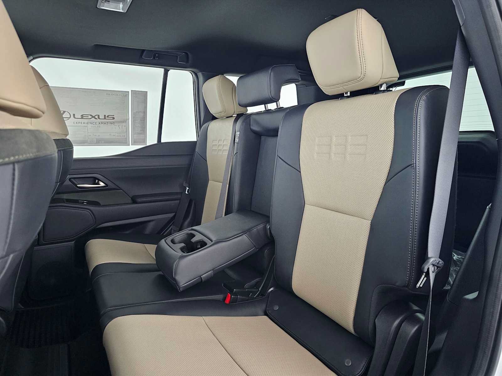 New 2026 Lexus GX 550 AWD/4WD image 17