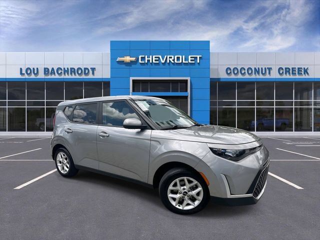 Used 2024 Kia Soul LX w/ Option Group 015