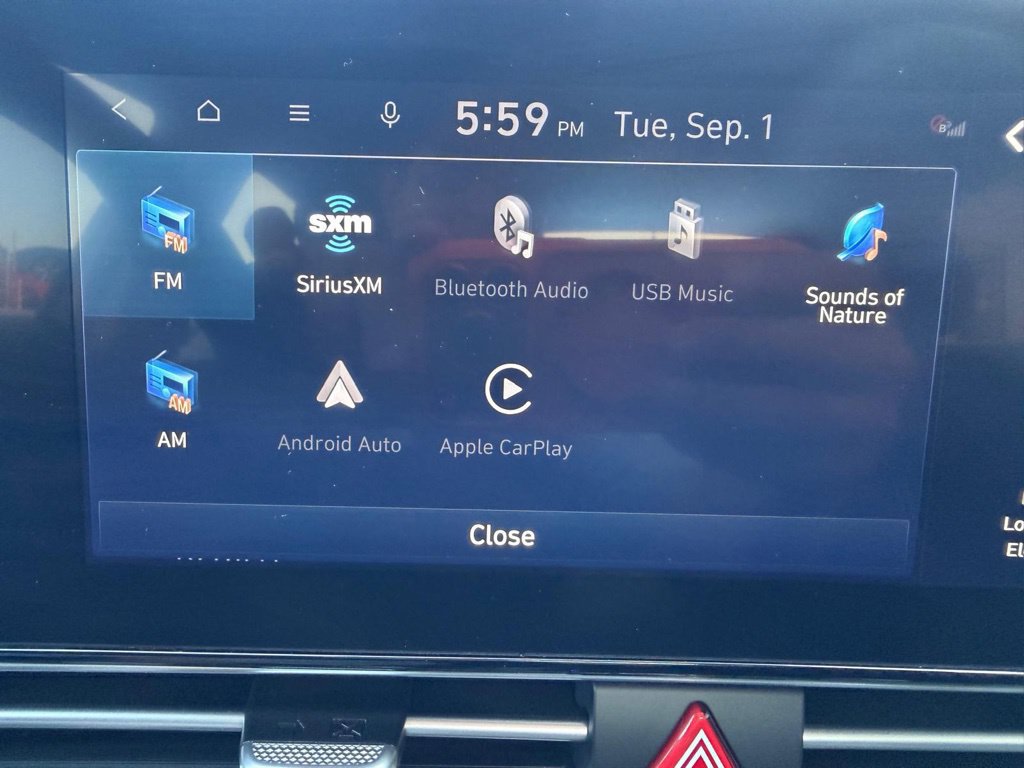 Used 2023 Hyundai Elantra SEL w/ Convenience Package FWD image 39