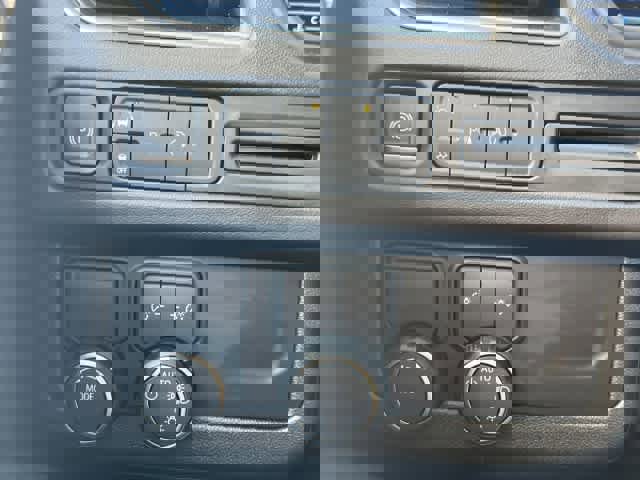 Used 2024 Chevrolet Suburban RST image 29