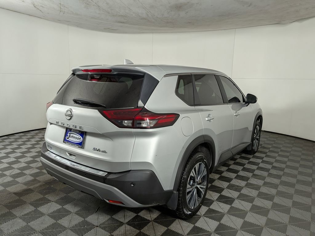 Used 2023 Nissan Rogue SV image 7