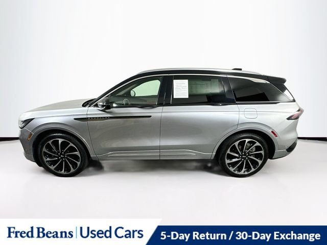 Certified 2024 Lincoln Nautilus Black Label AWD/4WD image 5