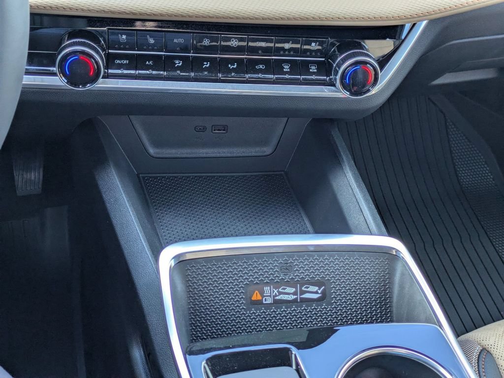 New 2026 Chevrolet Equinox ACTIV w/ Convenience Package III FWD image 21