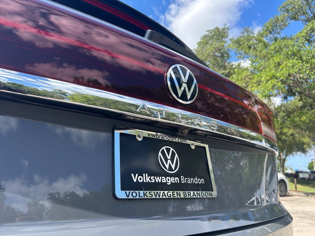 New 2026 Volkswagen Atlas Cross Sport SEL Premium R-Line AWD/4WD image 49