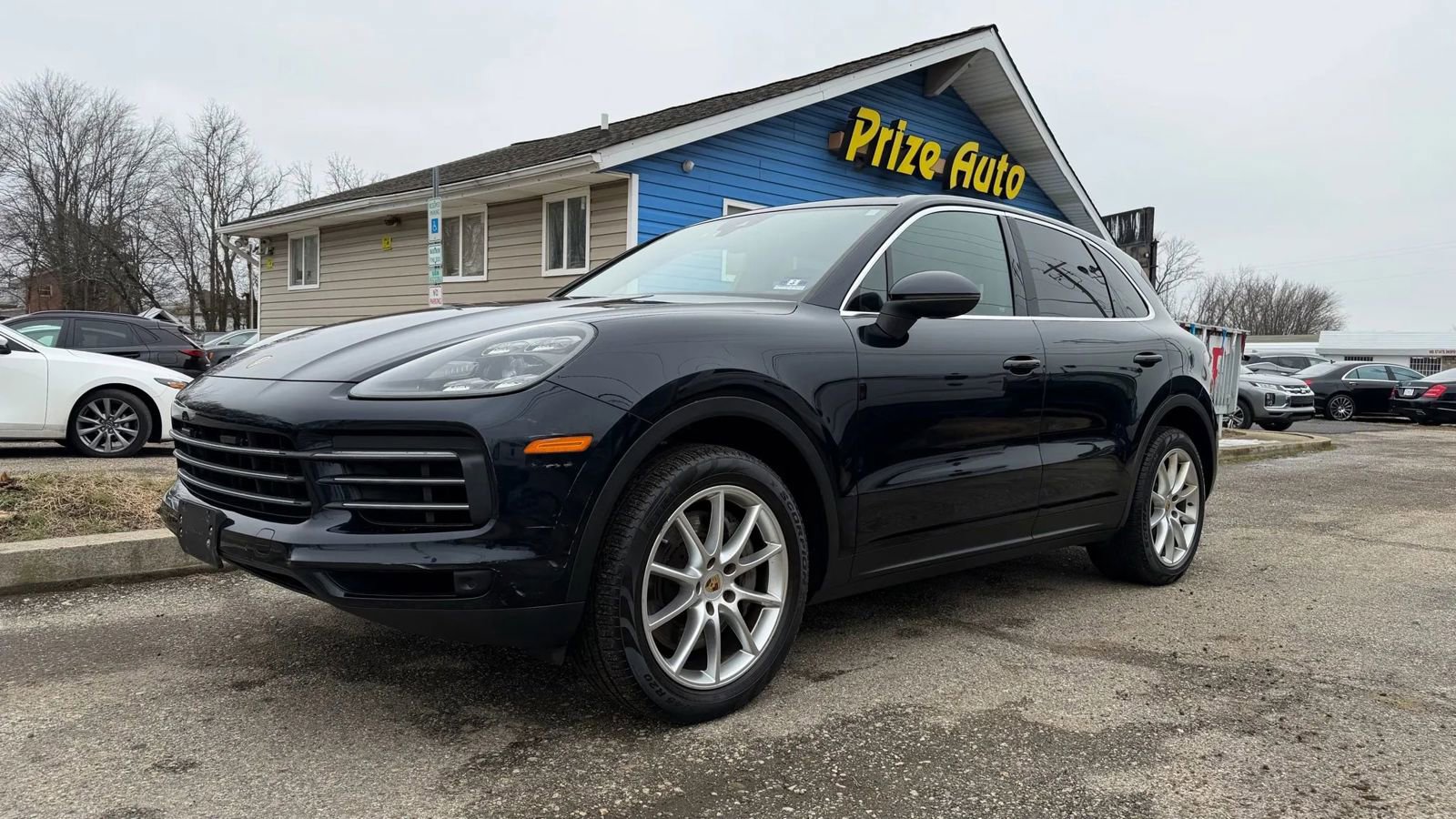 Used 2019 Porsche Cayenne S w/ Premium Plus Package image 2