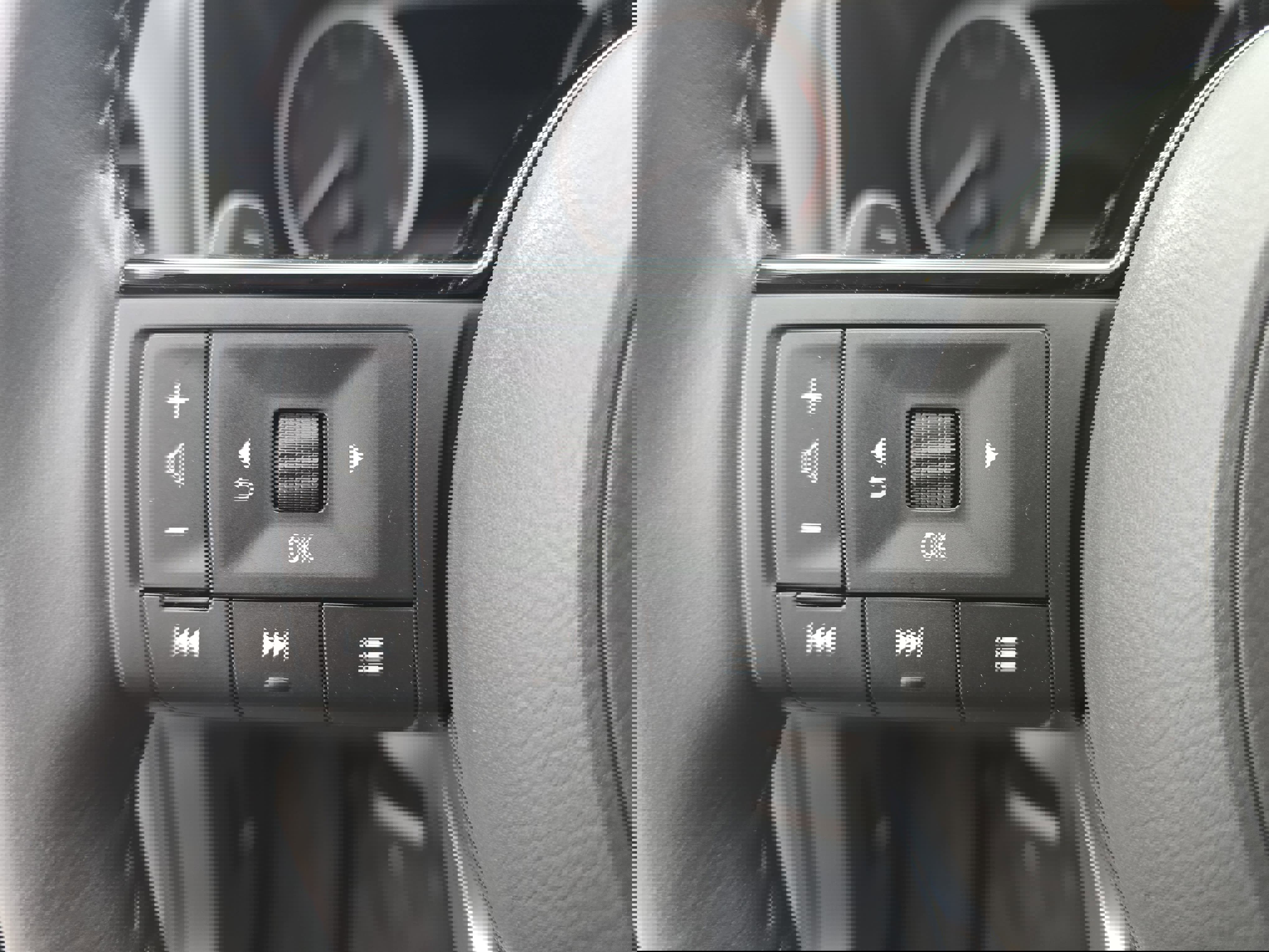 Certified 2023 Nissan Rogue SV w/ SV Premium B Package image 17