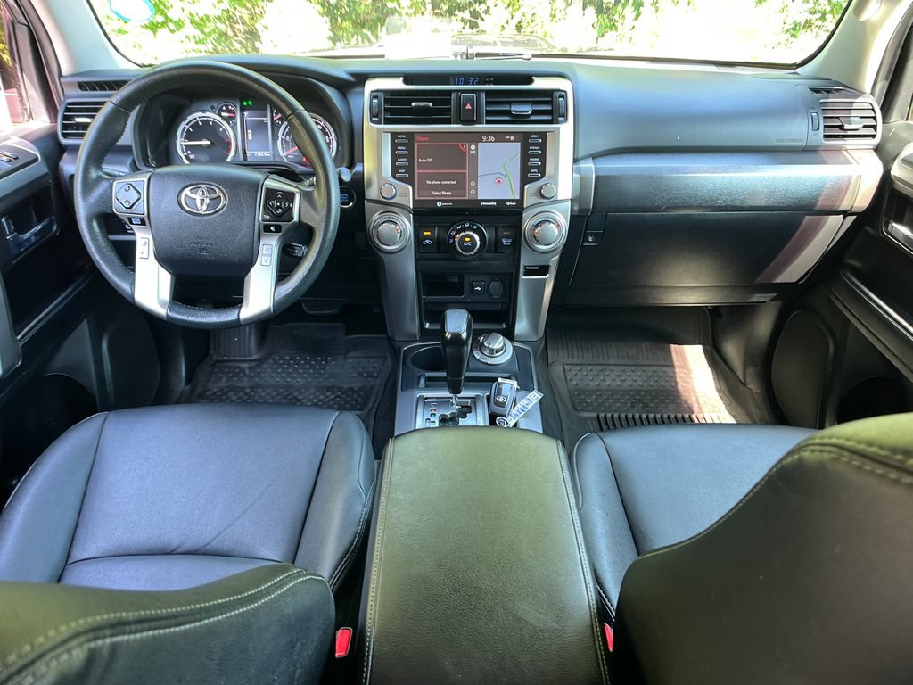 Used 2022 Toyota 4Runner TRD Sport AWD/4WD image 13