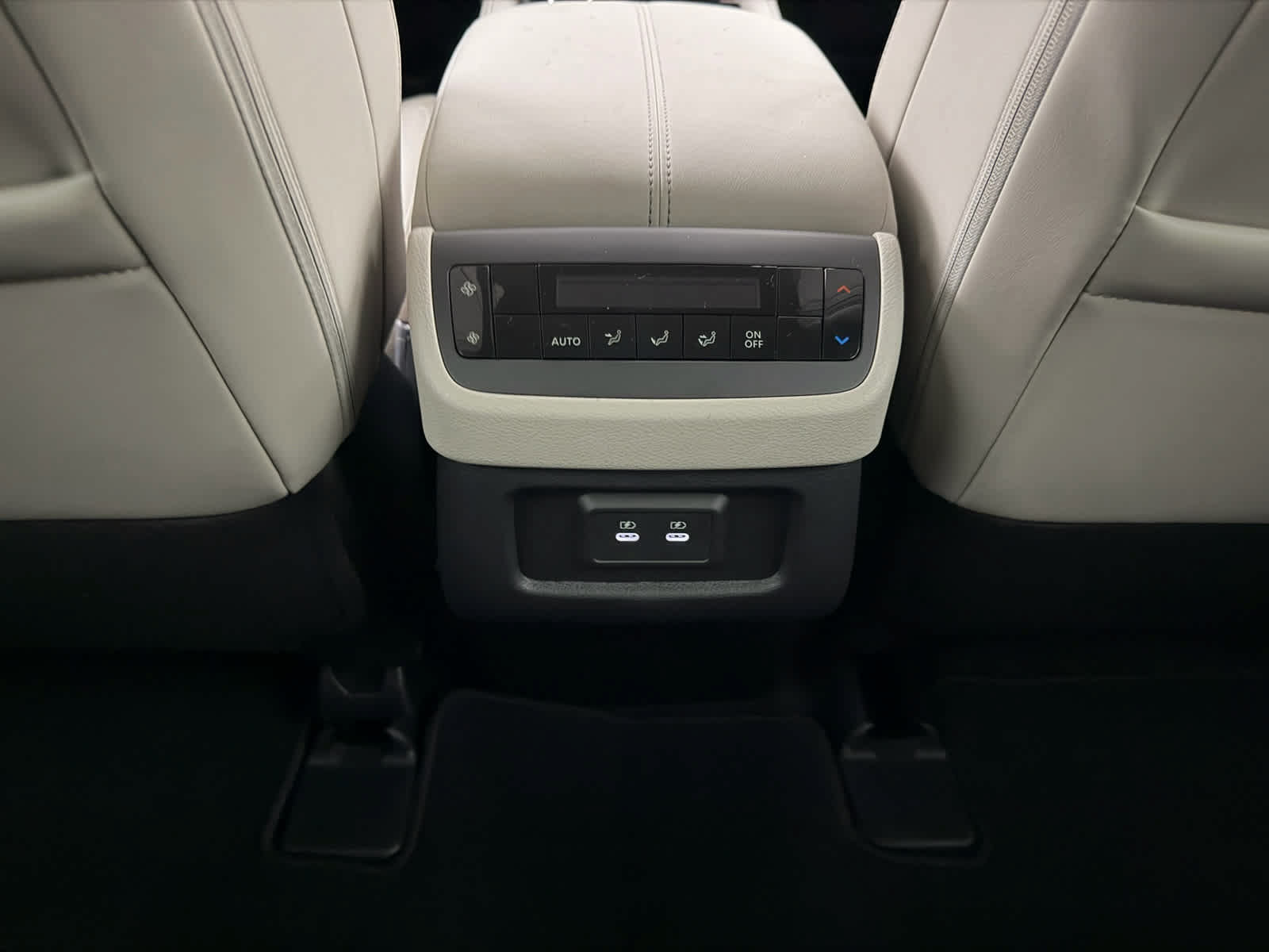 New 2026 Nissan Pathfinder SL FWD image 22