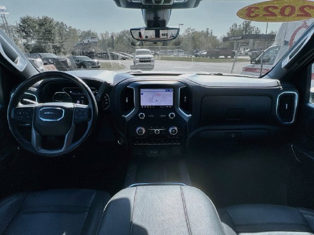 Used 2023 GMC Sierra 2500 Denali w/ Denali Ultimate Package AWD/4WD image 25