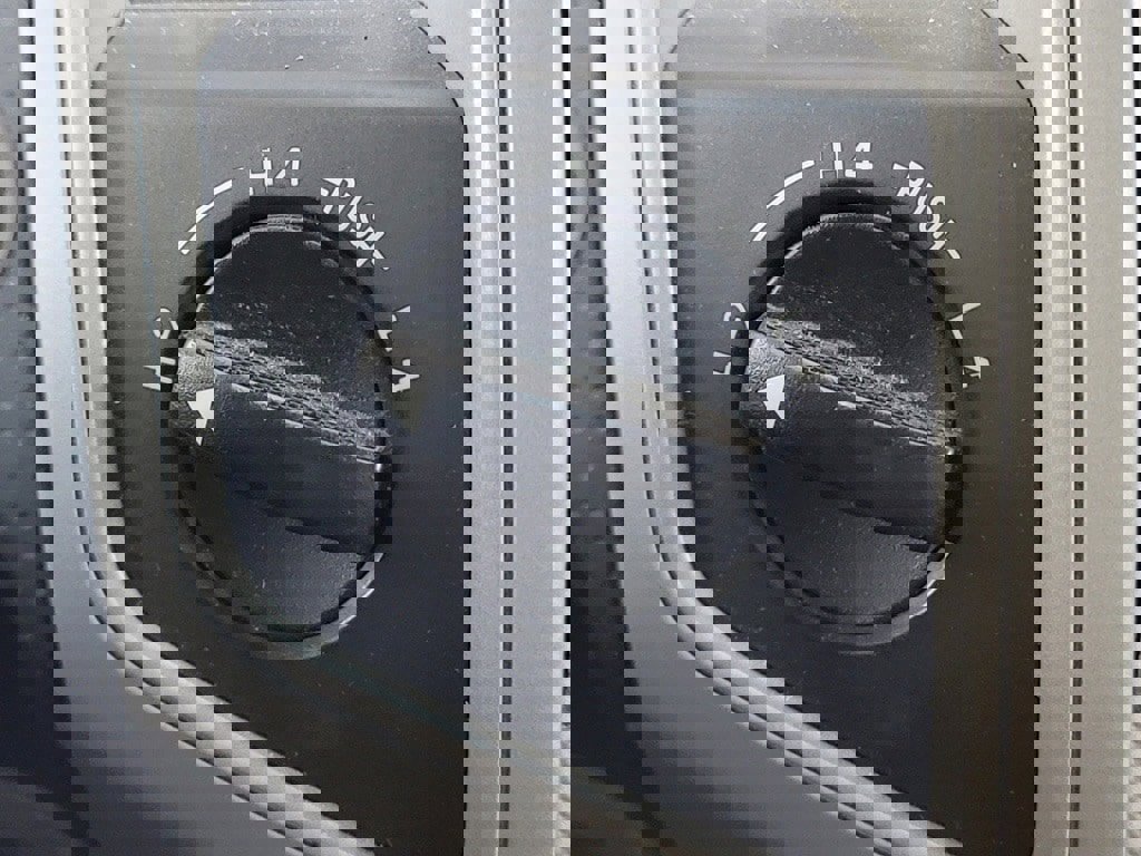 Used 2011 Toyota Tacoma Base image 23