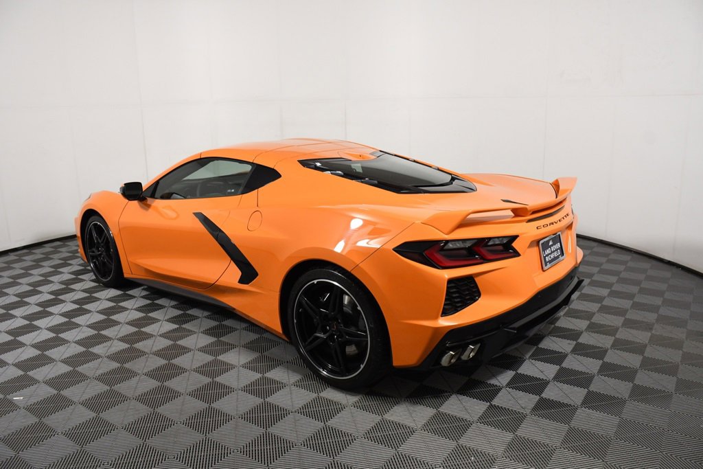 Used 2023 Chevrolet Corvette Stingray Premium Cpe w/ Z51 Performance Package image 3