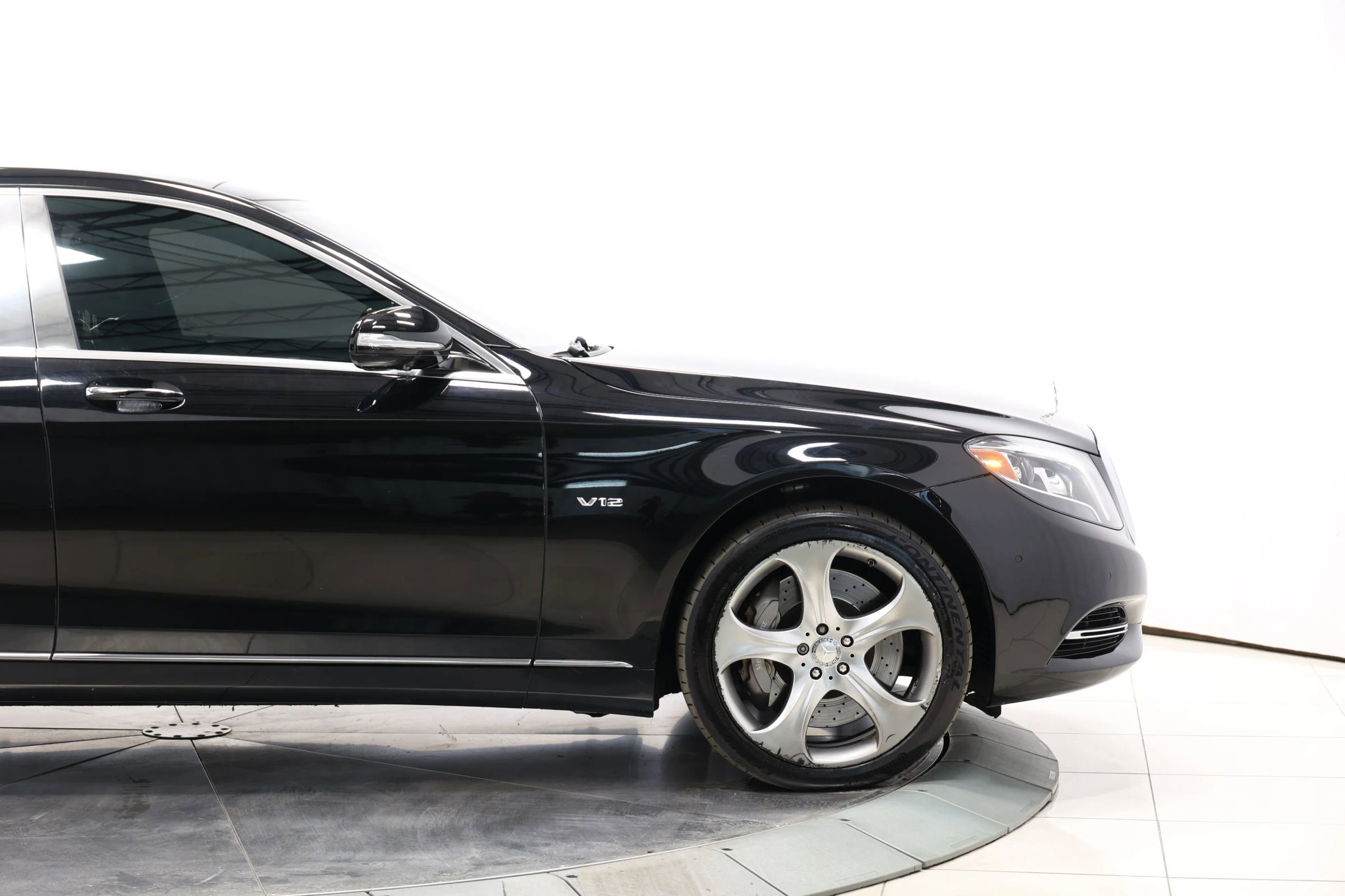 Used 2016 Mercedes-Benz Maybach S 600 image 71