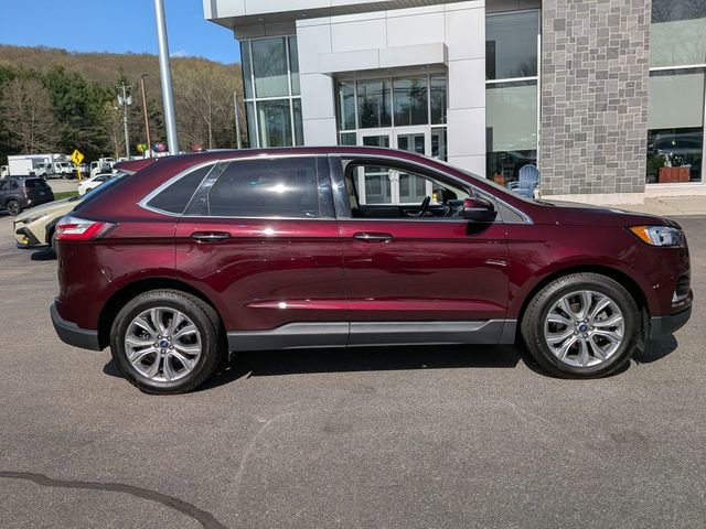 Used 2019 Ford Edge Titanium w/ Cold Weather Package FWD image 1