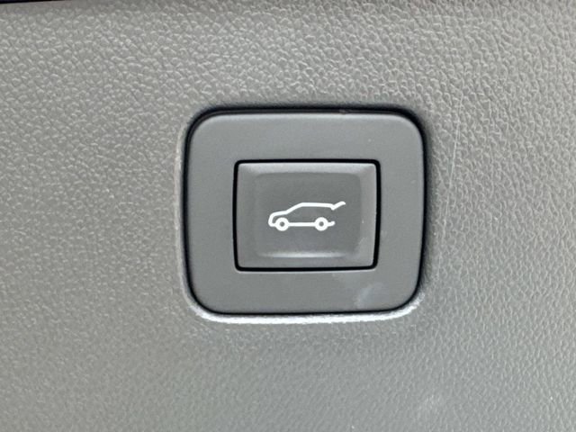 Used 2025 Buick Envista Sport Touring w/ Convenience I Package FWD image 14