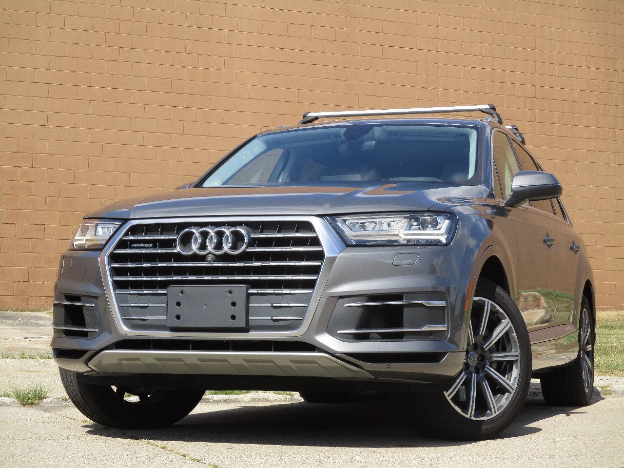 Used 2017 Audi Q7 3.0T Prestige AWD/4WD image 28