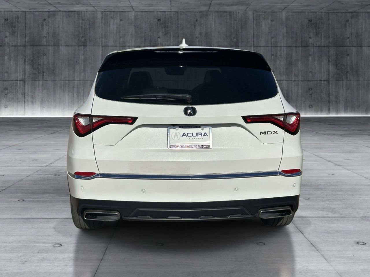 Certified 2023 Acura MDX FWD w/ Technology Package image 4