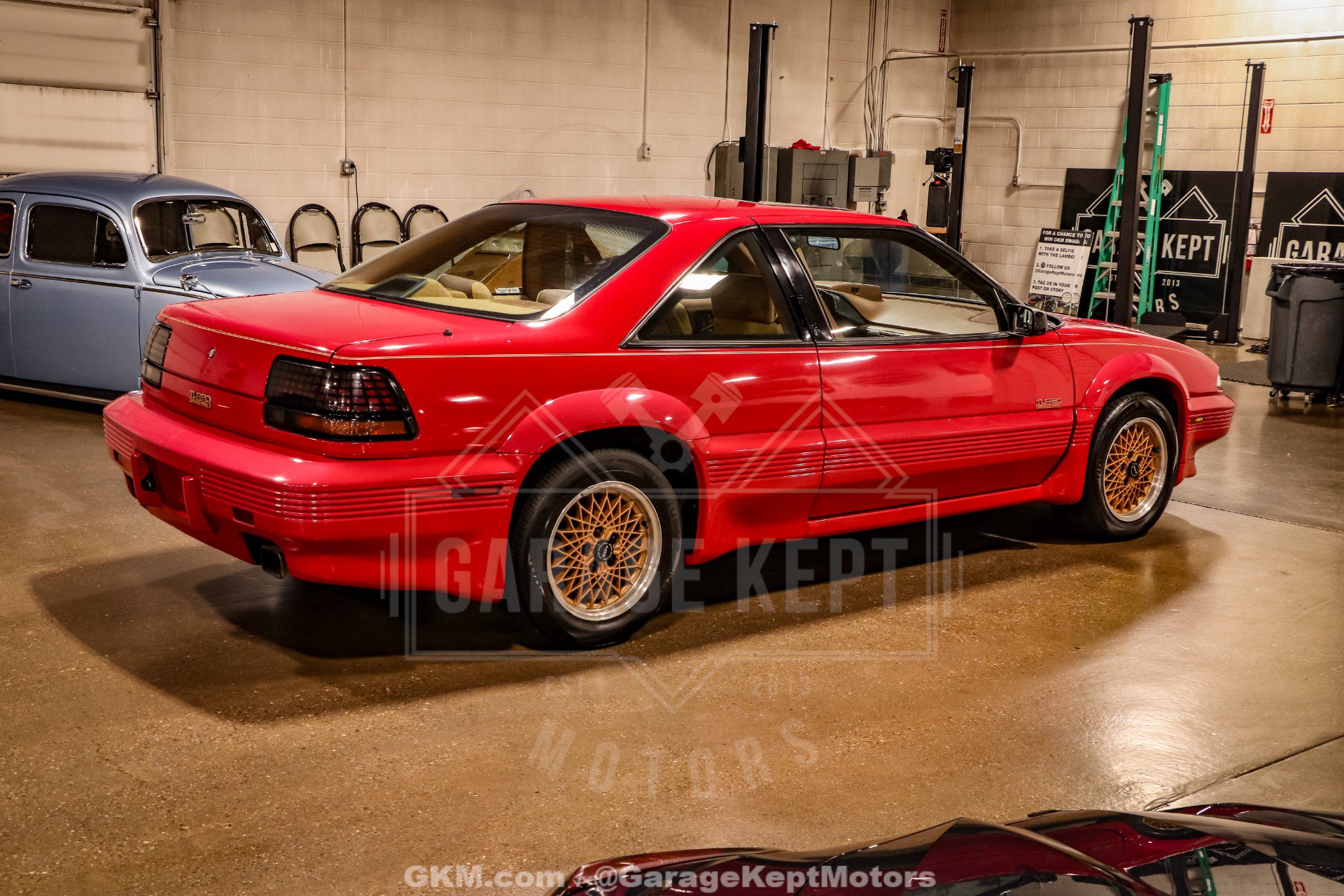 Used 1990 Pontiac Grand Prix SE FWD image 9