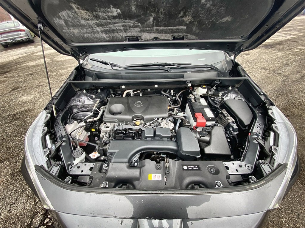 Used 2023 Toyota RAV4 XLE image 17