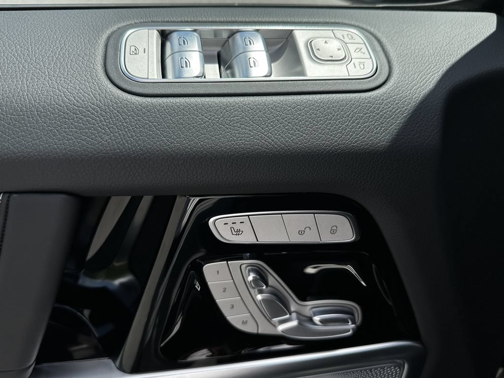 New 2026 Mercedes-Benz G 550 image 12
