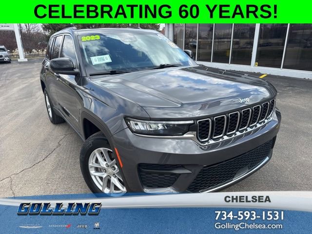 Used 2023 Jeep Grand Cherokee Laredo X image 1
