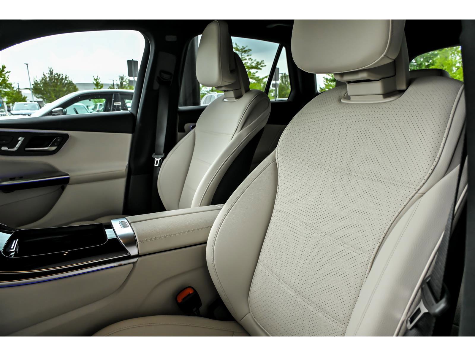 Certified 2026 Mercedes-Benz GLC 350e 4MATIC image 12