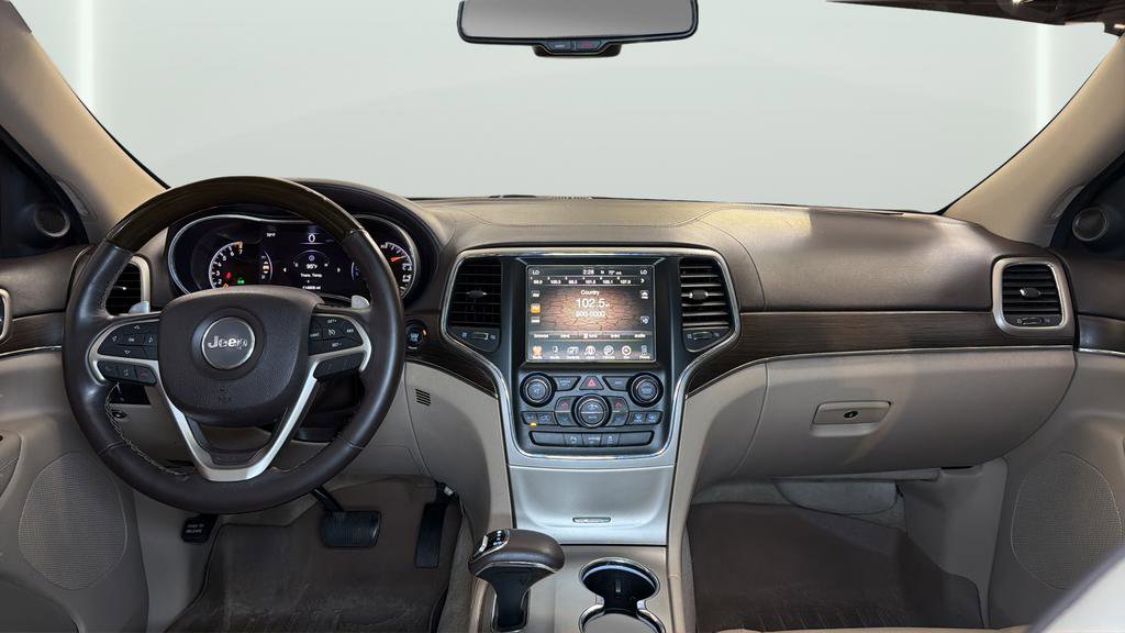 Used 2015 Jeep Grand Cherokee Overland image 14