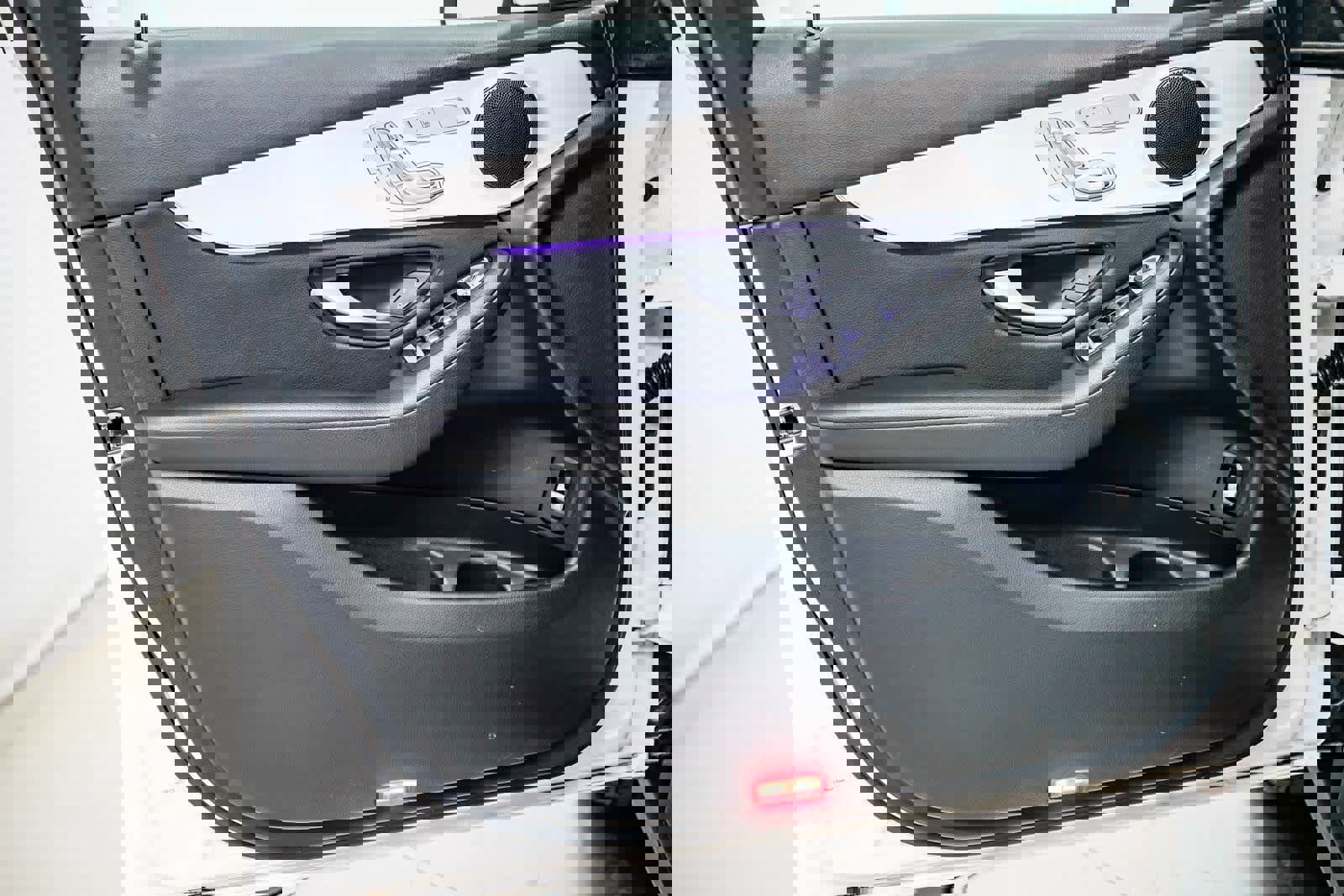 Used 2022 Mercedes-Benz GLC 300 image 18